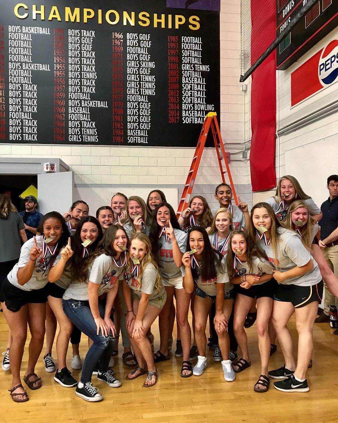 The North Medford softball team revealed their…