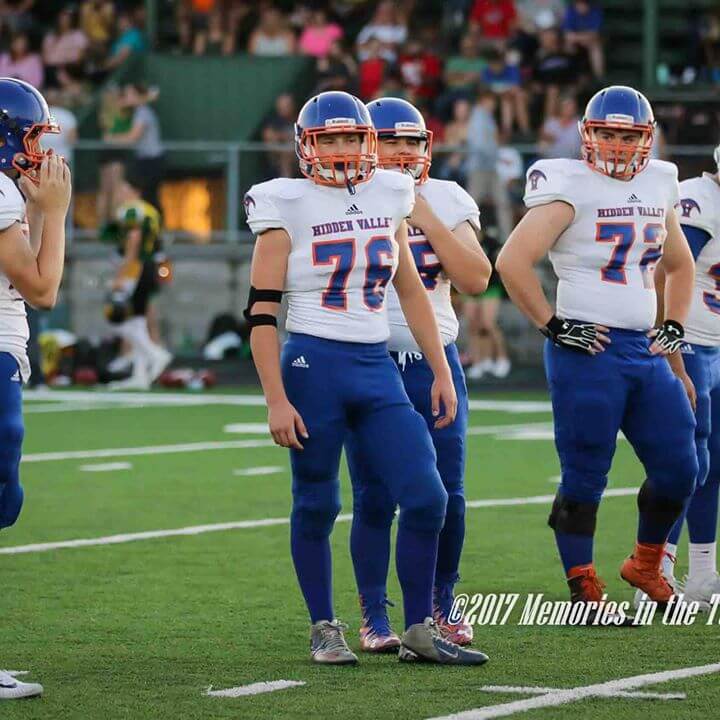 © Alumni / Homecoming Football Game